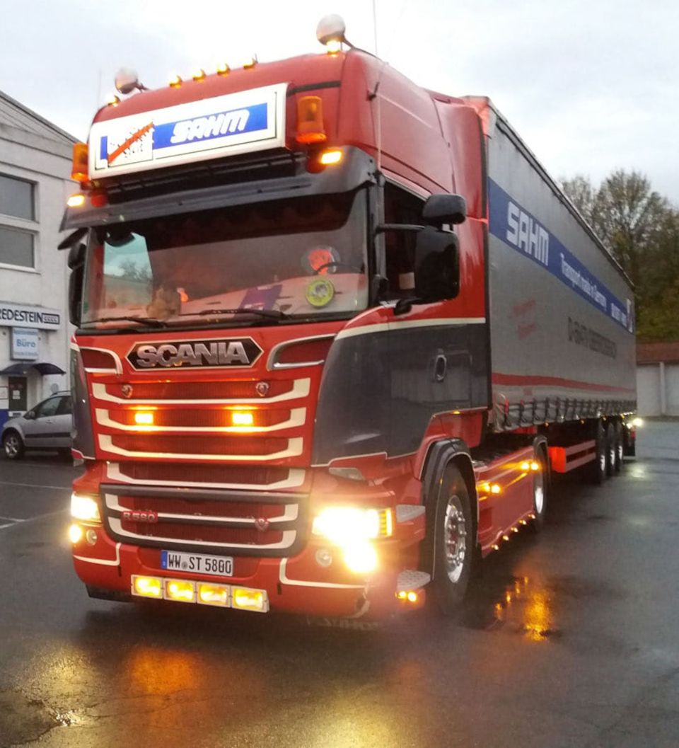 LKW/PKW Lackierungen